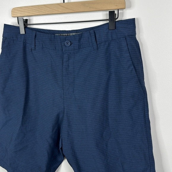 Hang Ten Men's Navy Blue Plaid Flat Front Hybrid Shorts Size 32 - Picture 2 of 7